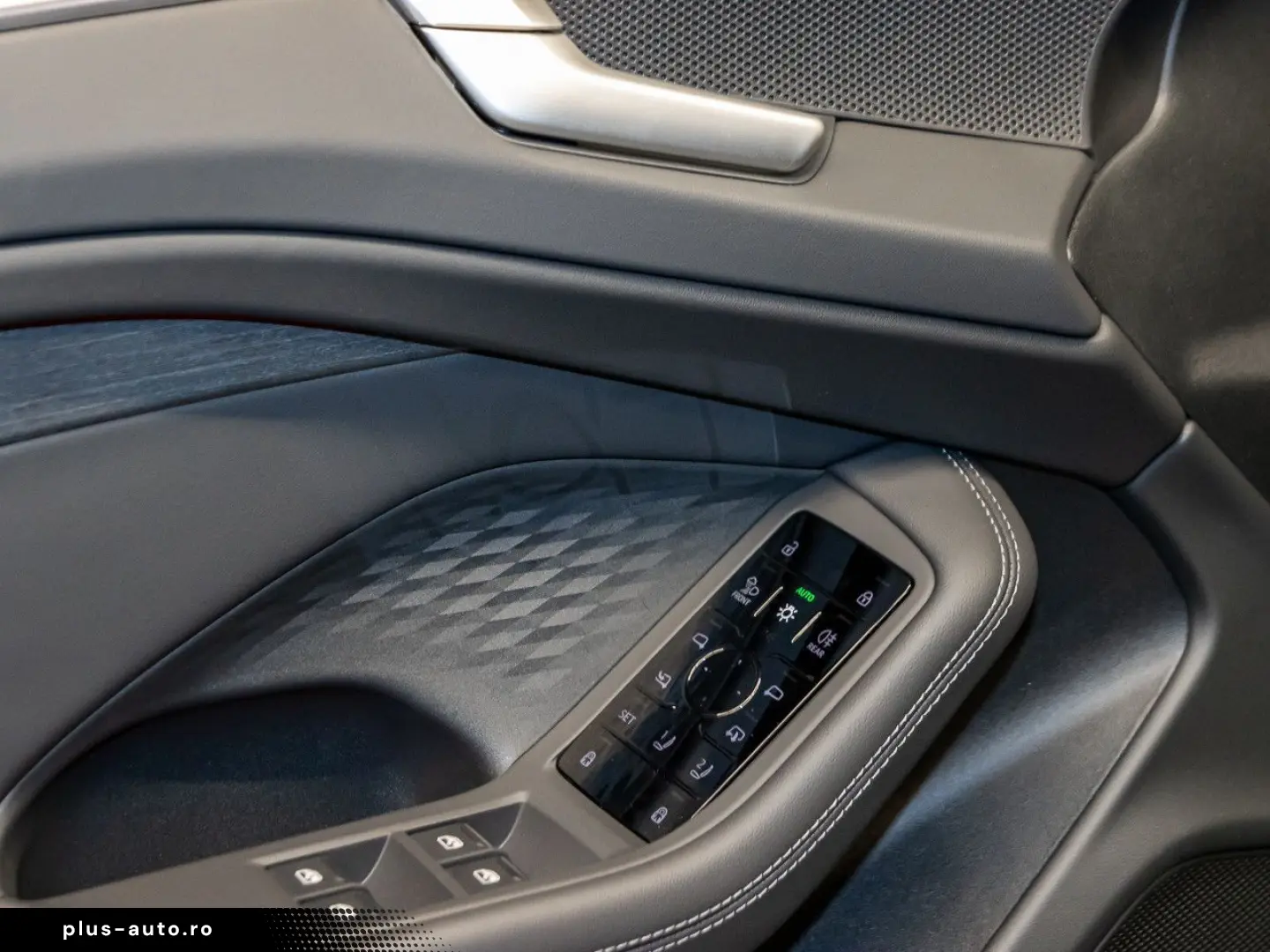 AUDI A6 Limousine e-hybrid quattro 220 kW S tronic