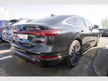 AUDI A6 Sportback quattro S line AHK Luftfederung Mat