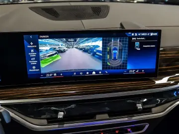 BMW X5 xDrive30d RFK NAVI LED Sound Syst. PDC V H