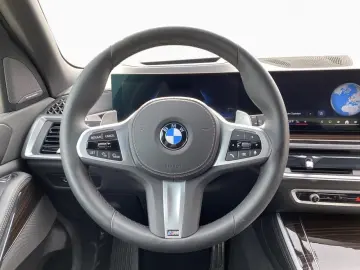 BMW X5 xDrive30d M SPORT AdLED AHK 360 HUD H K DAPro