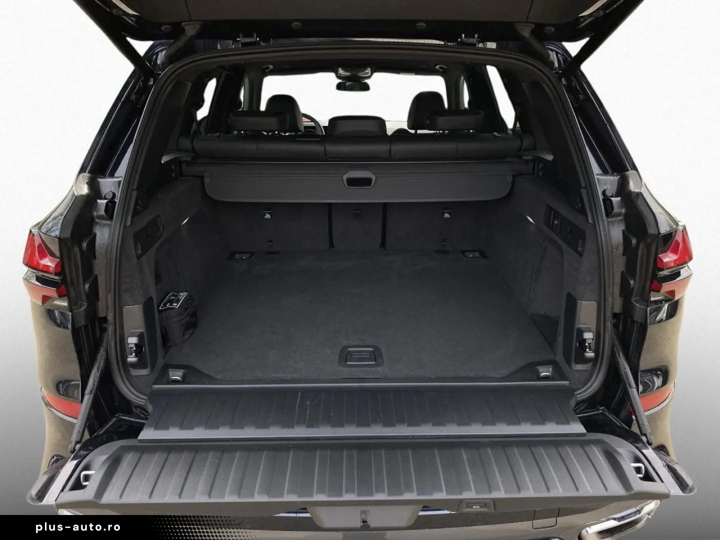 BMW X5 xDrive30d M SPORT AdLED AHK 360 HUD H K DAPro