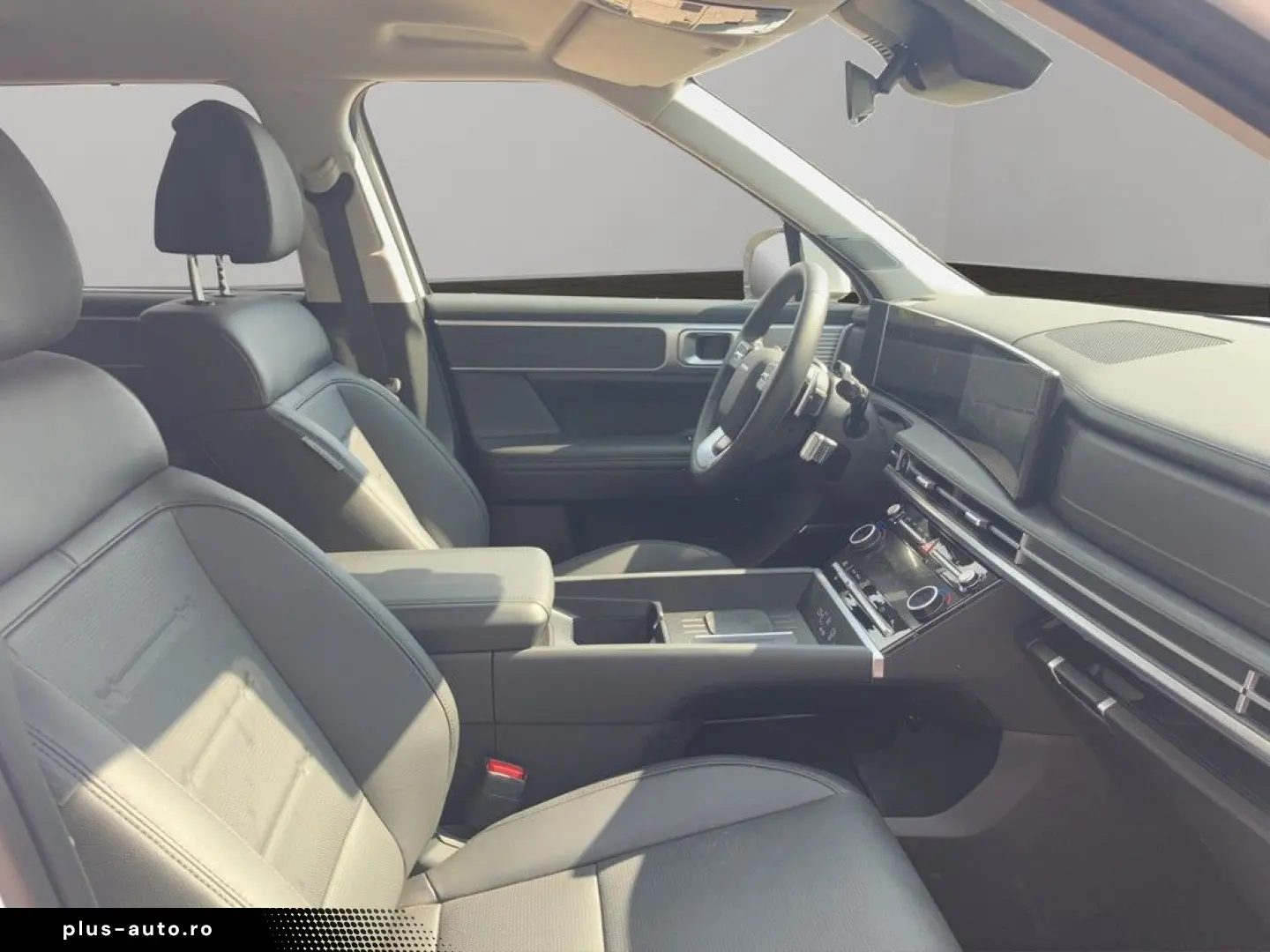 HYUNDAI Santa Fe 1.6 T-GDI Plug-In   Signature SHZ   Car