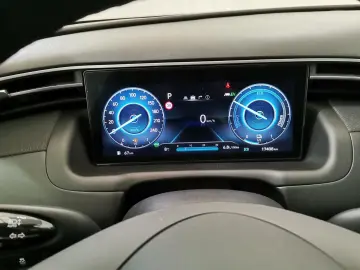 HYUNDAI TUCSON 1.6 T-GDI DCT Select NaviI SHZ virt.C LED