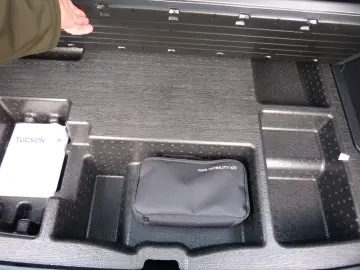 HYUNDAI Tucson Trend Mild-Hybrid ACC NAVI LED KAMERA LHZ