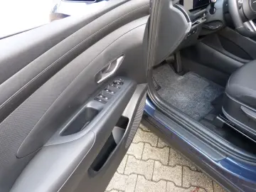 HYUNDAI Tucson Trend Mild-Hybrid ACC NAVI LED KAMERA LHZ