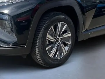 HYUNDAI Tucson Trend Hybrid 2WD Navi Digitales Cockpit L