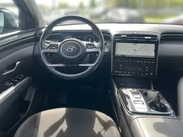 HYUNDAI Tucson Trend Hybrid 2WD Navi Digitales Cockpit L