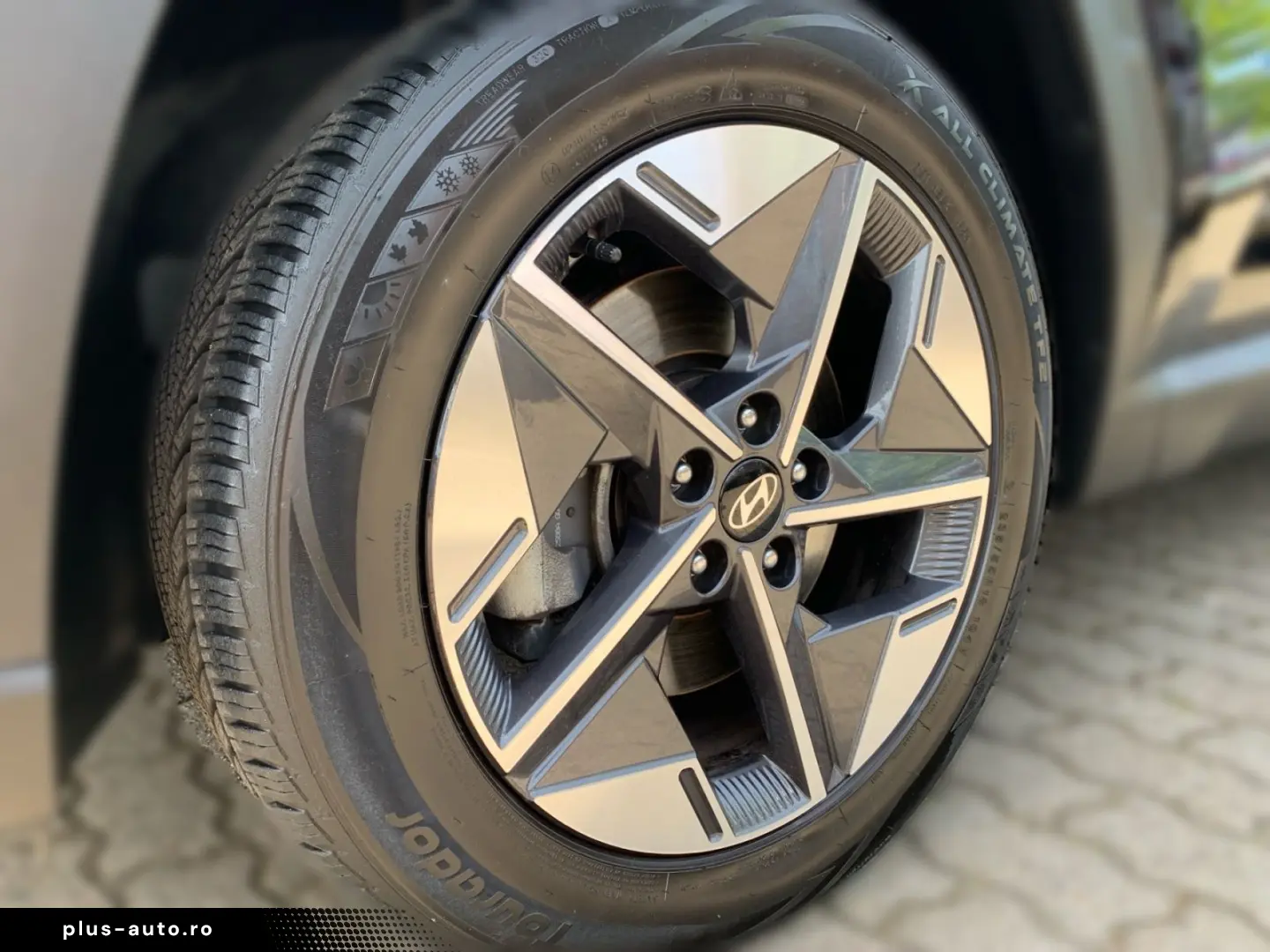 HYUNDAI TUCSON 1.6 T-GDI 7-DCT Trend Mild-Hybrid 4WD LED