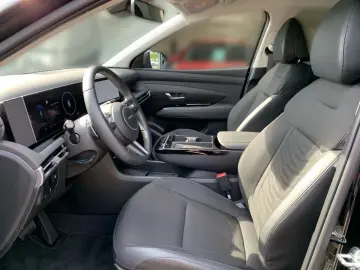 HYUNDAI TUCSON 1.6 T-GDI 7-DCT Trend Mild-Hybrid 4WD LED