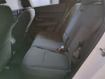 HYUNDAI TUCSON MY25 1.6 T-GDi PHEV Select LED RFK SHZ