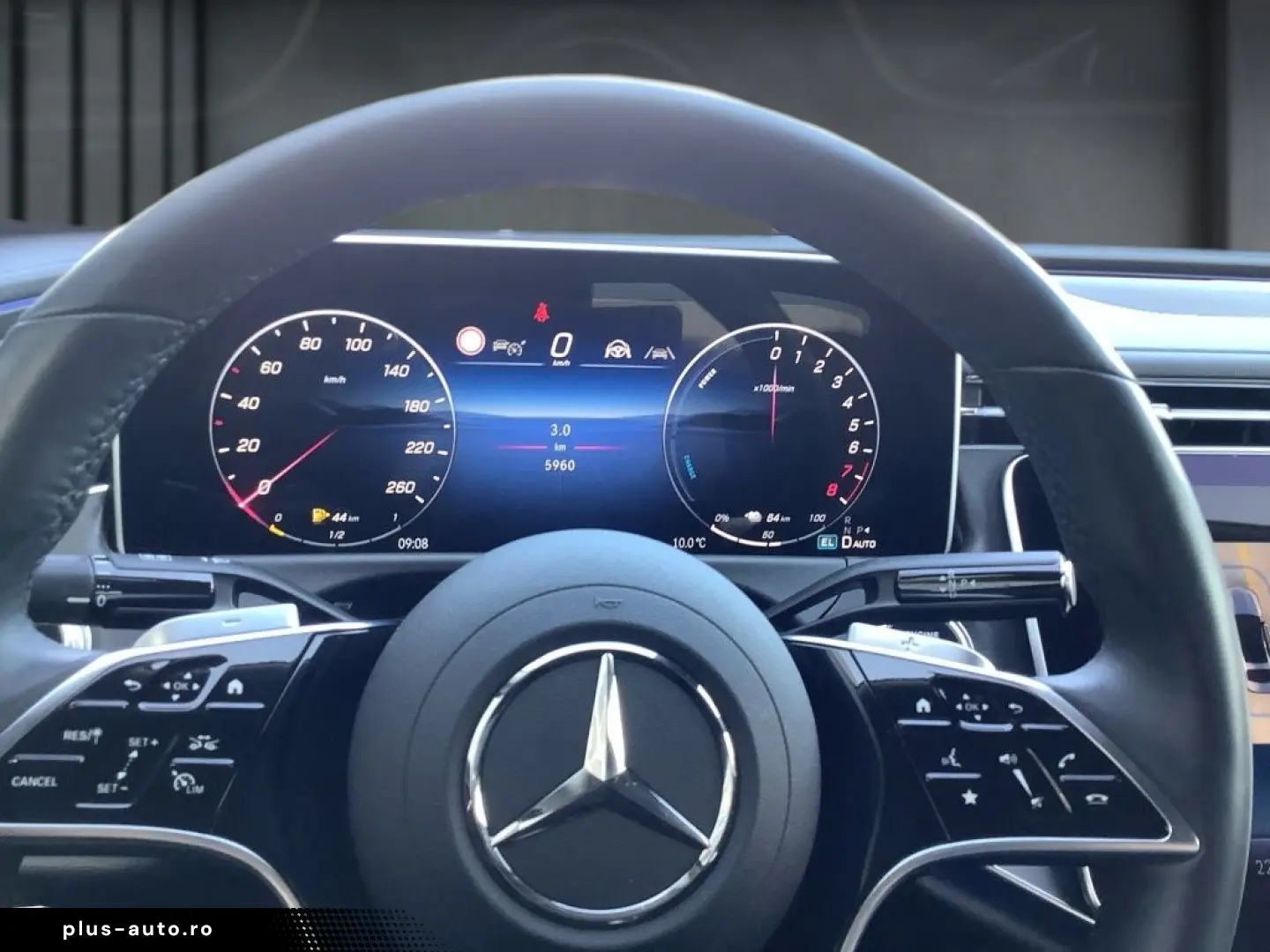 MERCEDES-BENZ E 300 e AVANTGARDE DIGITAL DISTR 360  KAMERA