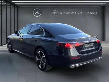 MERCEDES-BENZ E 300 e AVANTGARDE DIGITAL DISTR 360  KAMERA