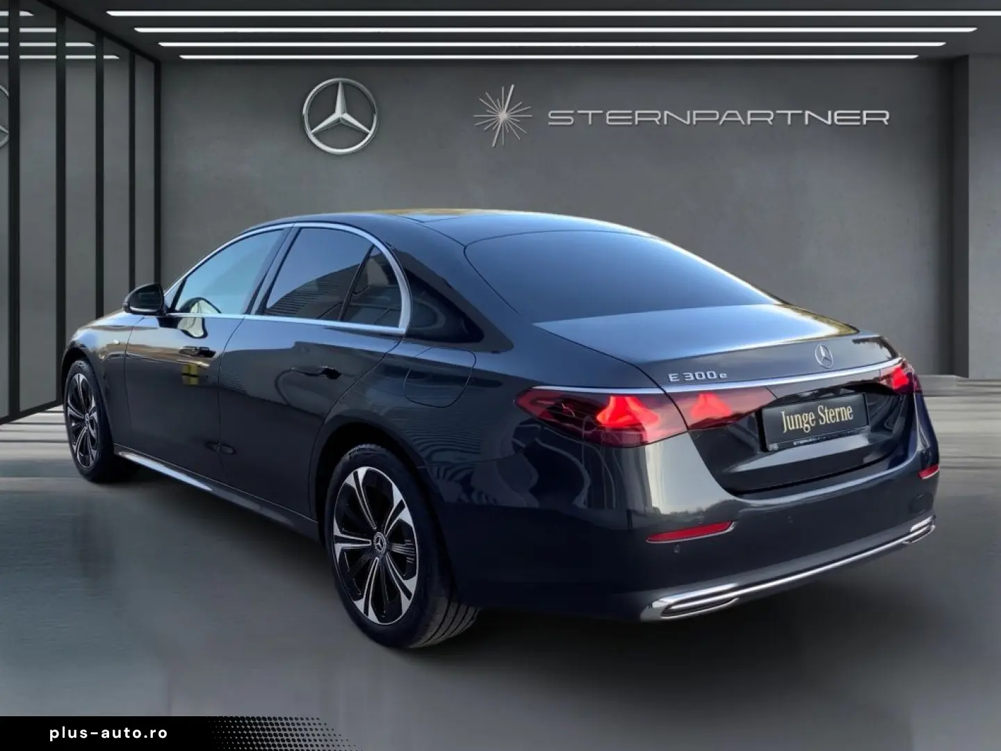 MERCEDES-BENZ E 300 e AVANTGARDE DIGITAL DISTR 360  KAMERA