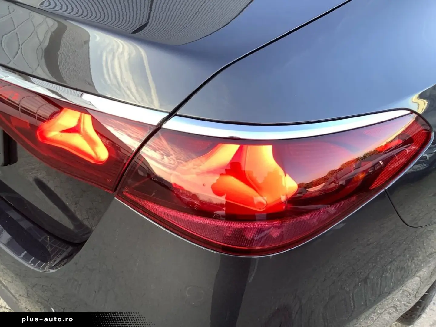 MERCEDES-BENZ E 300 e AVANTGARDE DIGITAL DISTR 360  KAMERA