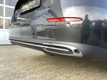 MERCEDES-BENZ E 300 e AVANTGARDE DIGITAL DISTR 360  KAMERA