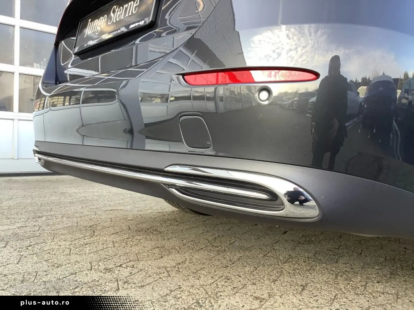 MERCEDES-BENZ E 300 e AVANTGARDE DIGITAL DISTR 360  KAMERA