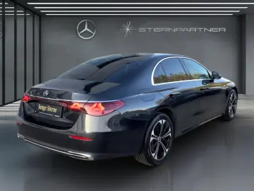 MERCEDES-BENZ E 300 e AVANTGARDE DIGITAL DISTR 360  KAMERA