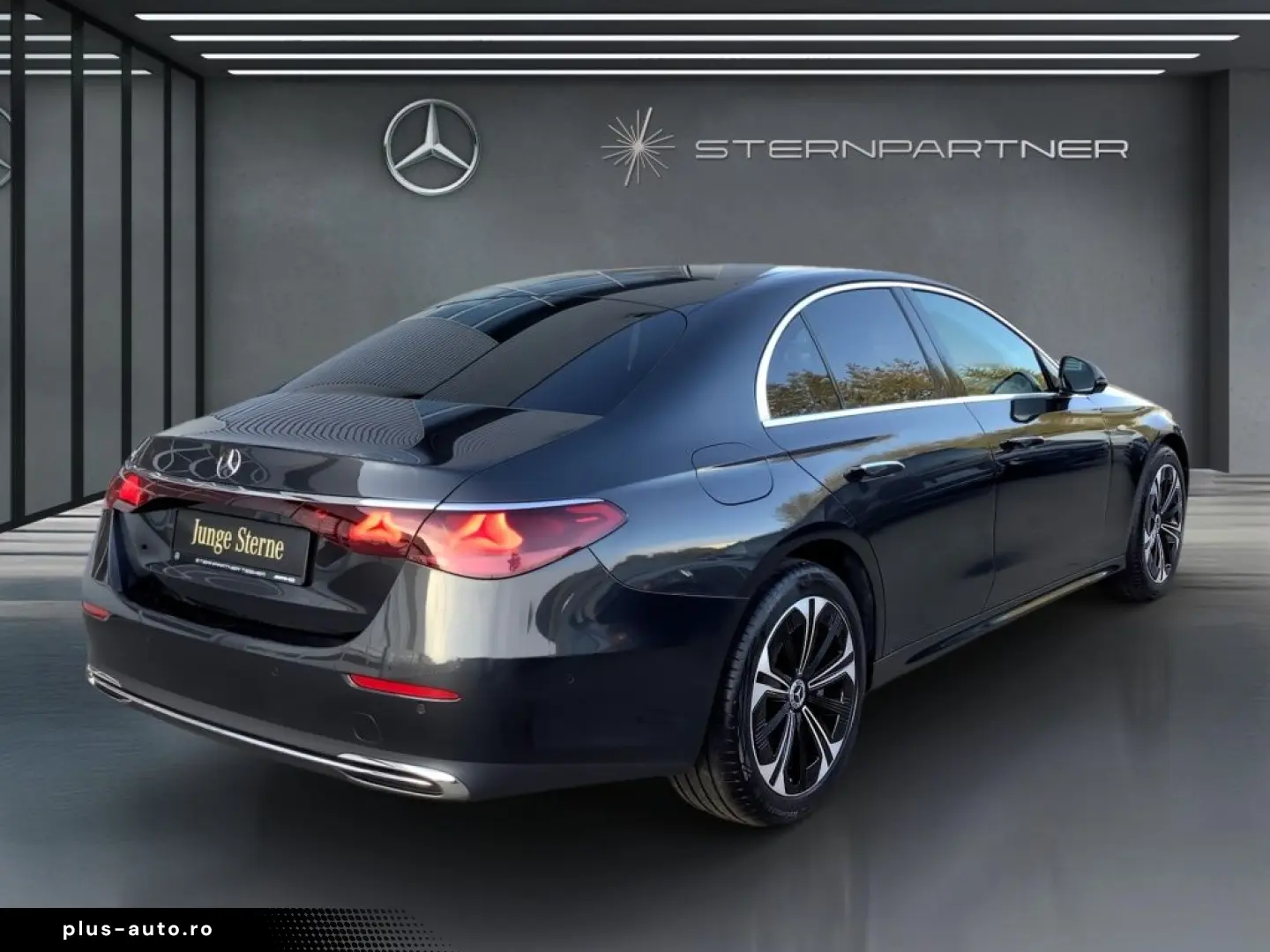 MERCEDES-BENZ E 300 e AVANTGARDE DIGITAL DISTR 360  KAMERA