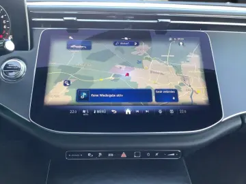 MERCEDES-BENZ E 300 e AVANTGARDE DIGITAL DISTR 360  KAMERA