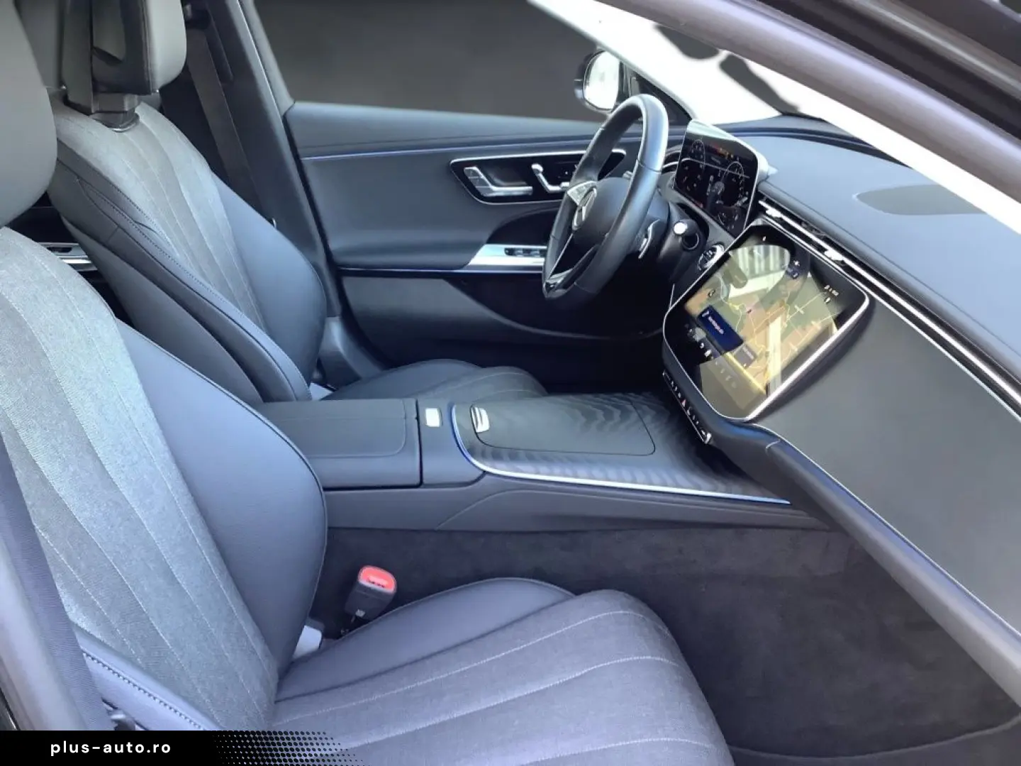 MERCEDES-BENZ E 300 e AVANTGARDE DIGITAL DISTR 360  KAMERA