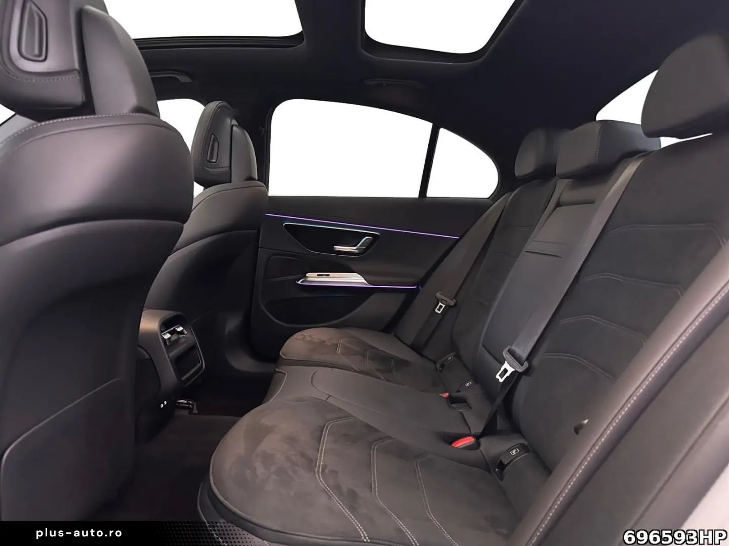 MERCEDES-BENZ E 400 e 4M AMG Night Pano 360  DIGITAL&hellip;