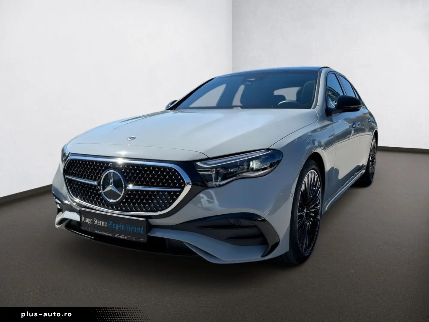 MERCEDES-BENZ E 400 e 4M AMG Night SUPERSCREEN Pano &hellip;
