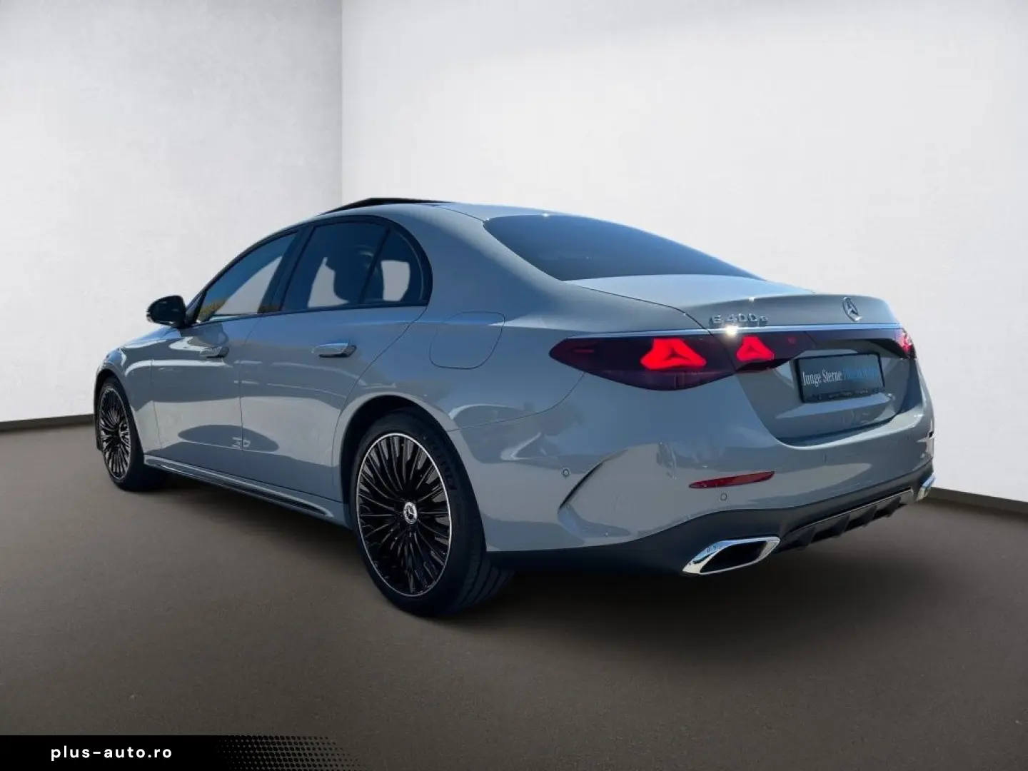 MERCEDES-BENZ E 400 e 4M AMG Night SUPERSCREEN Pano &hellip;