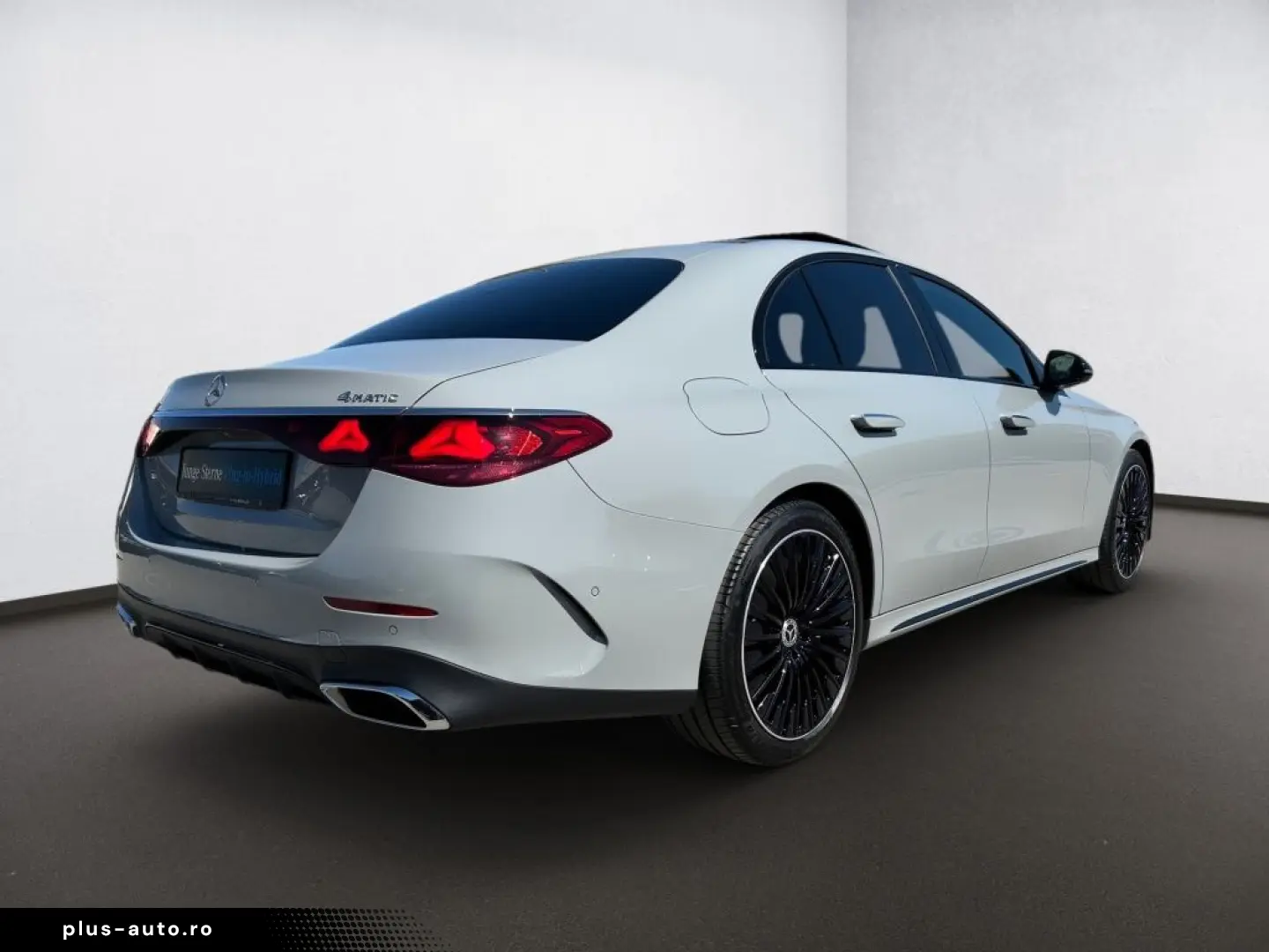 MERCEDES-BENZ E 400 e 4M AMG Night SUPERSCREEN Pano &hellip;