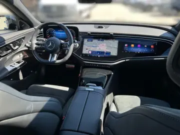 MERCEDES-BENZ E 400 e 4M AMG Night SUPERSCREEN Pano &hellip;
