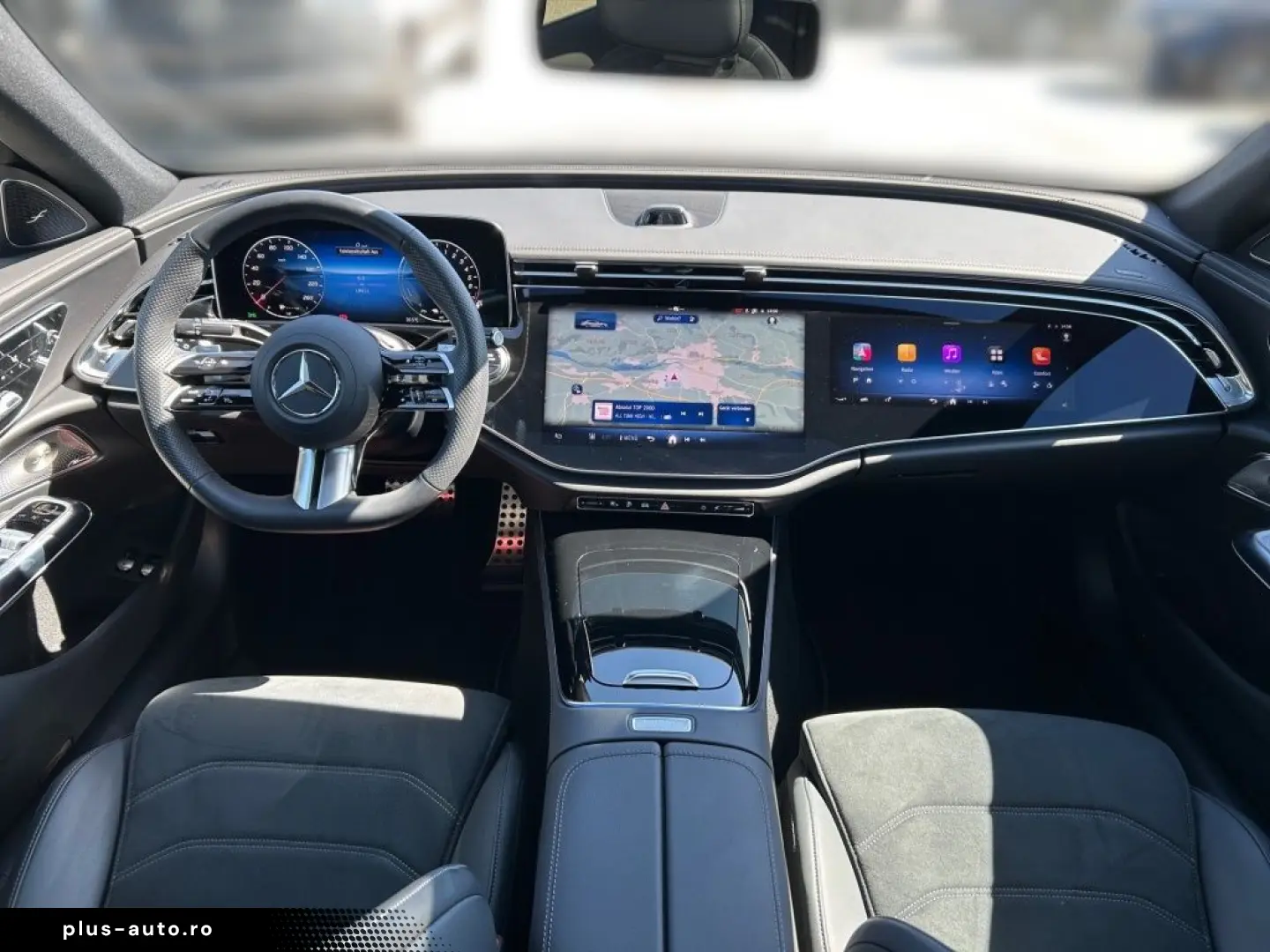 MERCEDES-BENZ E 400 e 4M AMG Night SUPERSCREEN Pano &hellip;