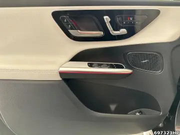 MERCEDES-BENZ GLC 400 e 4M AMG Ahk Pano Distronic Memory 360