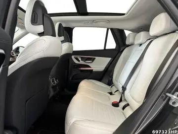 MERCEDES-BENZ GLC 400 e 4M AMG Ahk Pano Distronic Memory 360
