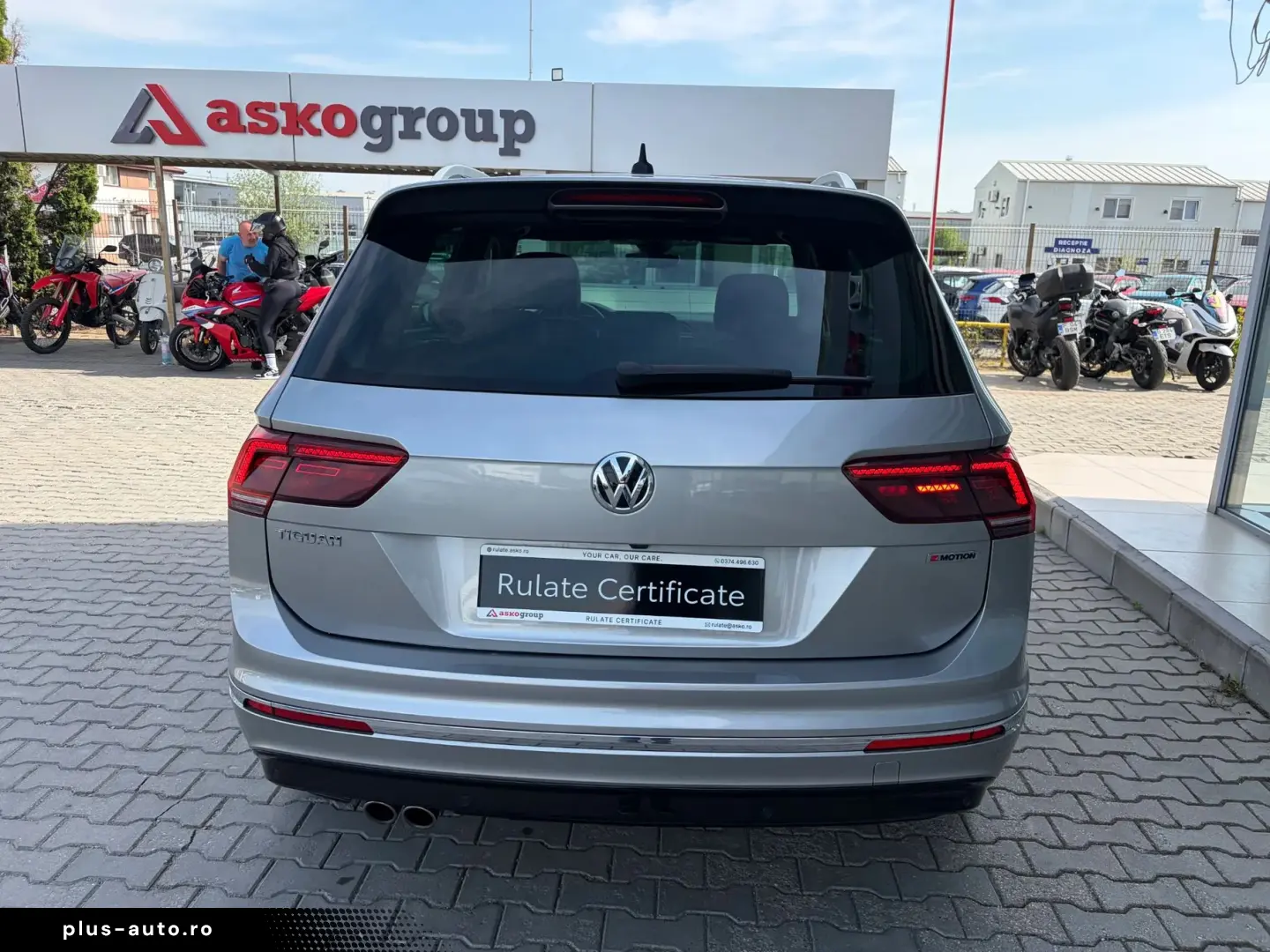 Volkswagen Tiguan 2.0 TSI 4MOTION R-Line DSG   Car No. 152