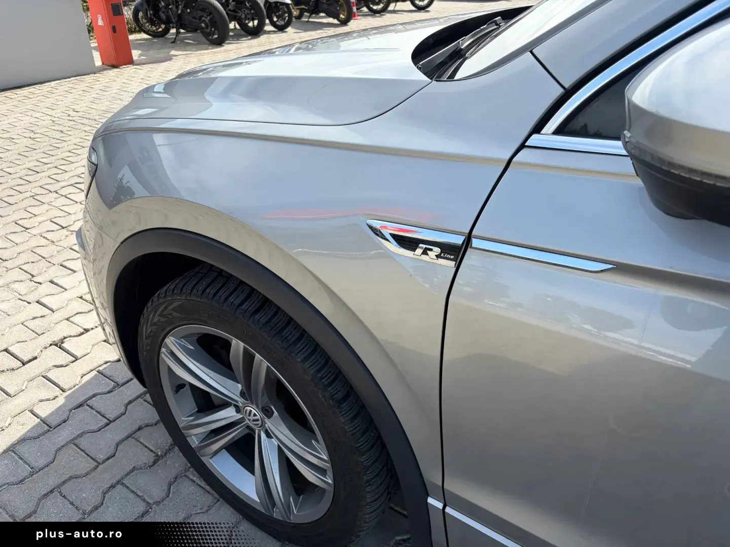 Volkswagen Tiguan 2.0 TSI 4MOTION R-Line DSG   Car No. 152
