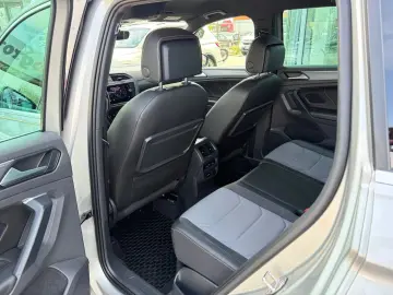 Volkswagen Tiguan 2.0 TSI 4MOTION R-Line DSG   Car No. 152