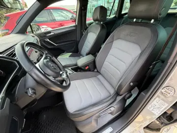 Volkswagen Tiguan 2.0 TSI 4MOTION R-Line DSG   Car No. 152