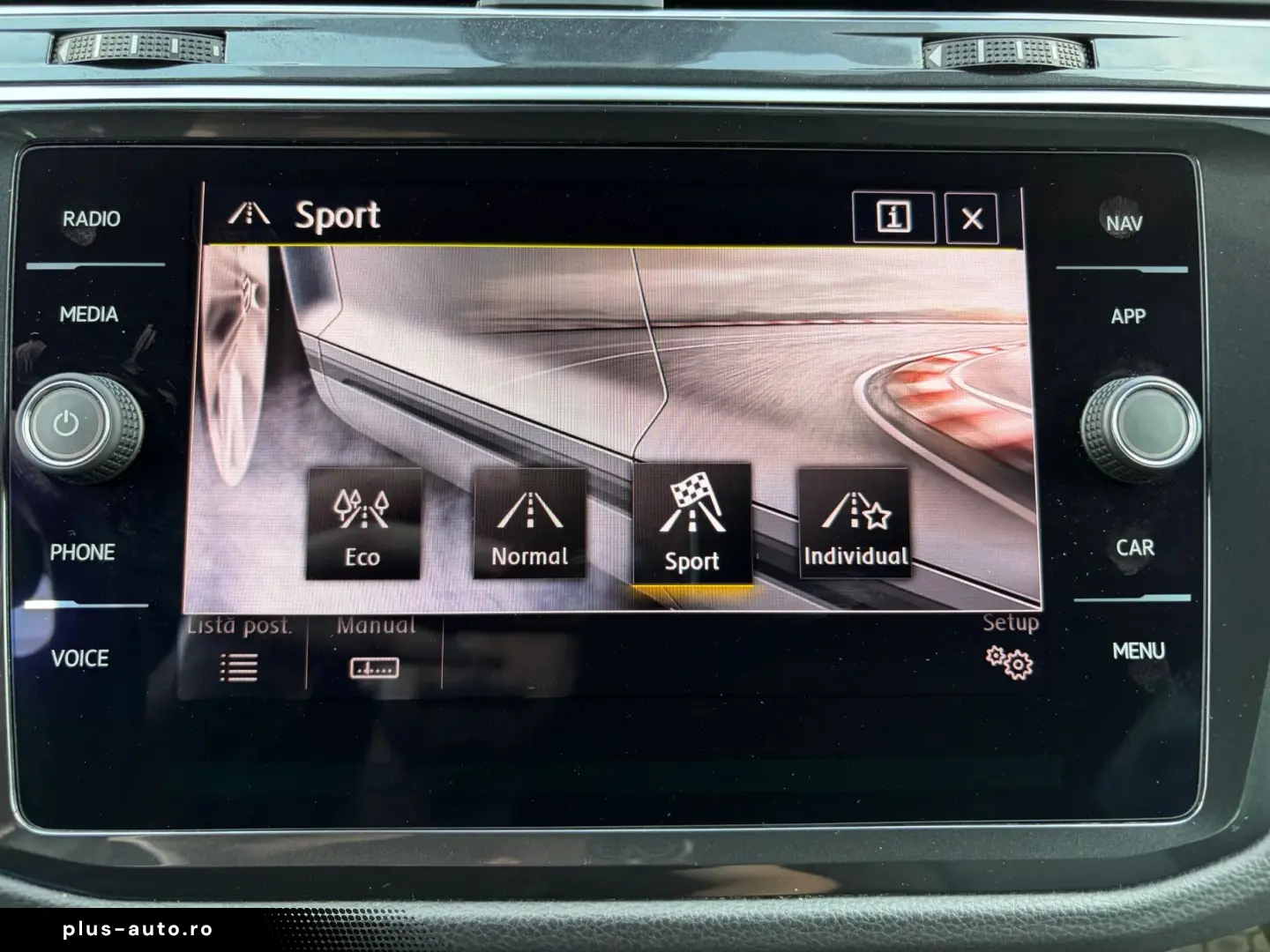 Volkswagen Tiguan 2.0 TSI 4MOTION R-Line DSG   Car No. 152