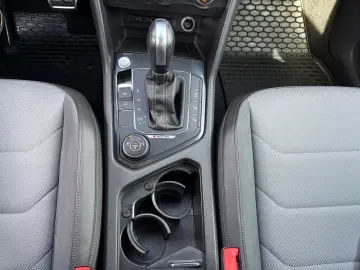 Volkswagen Tiguan 2.0 TSI 4MOTION R-Line DSG   Car No. 152