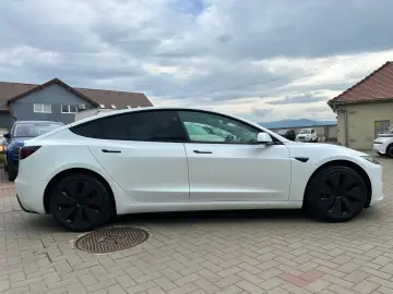 Tesla Model-3