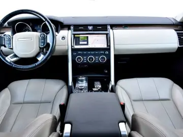 Land-Rover Discovery-Sport