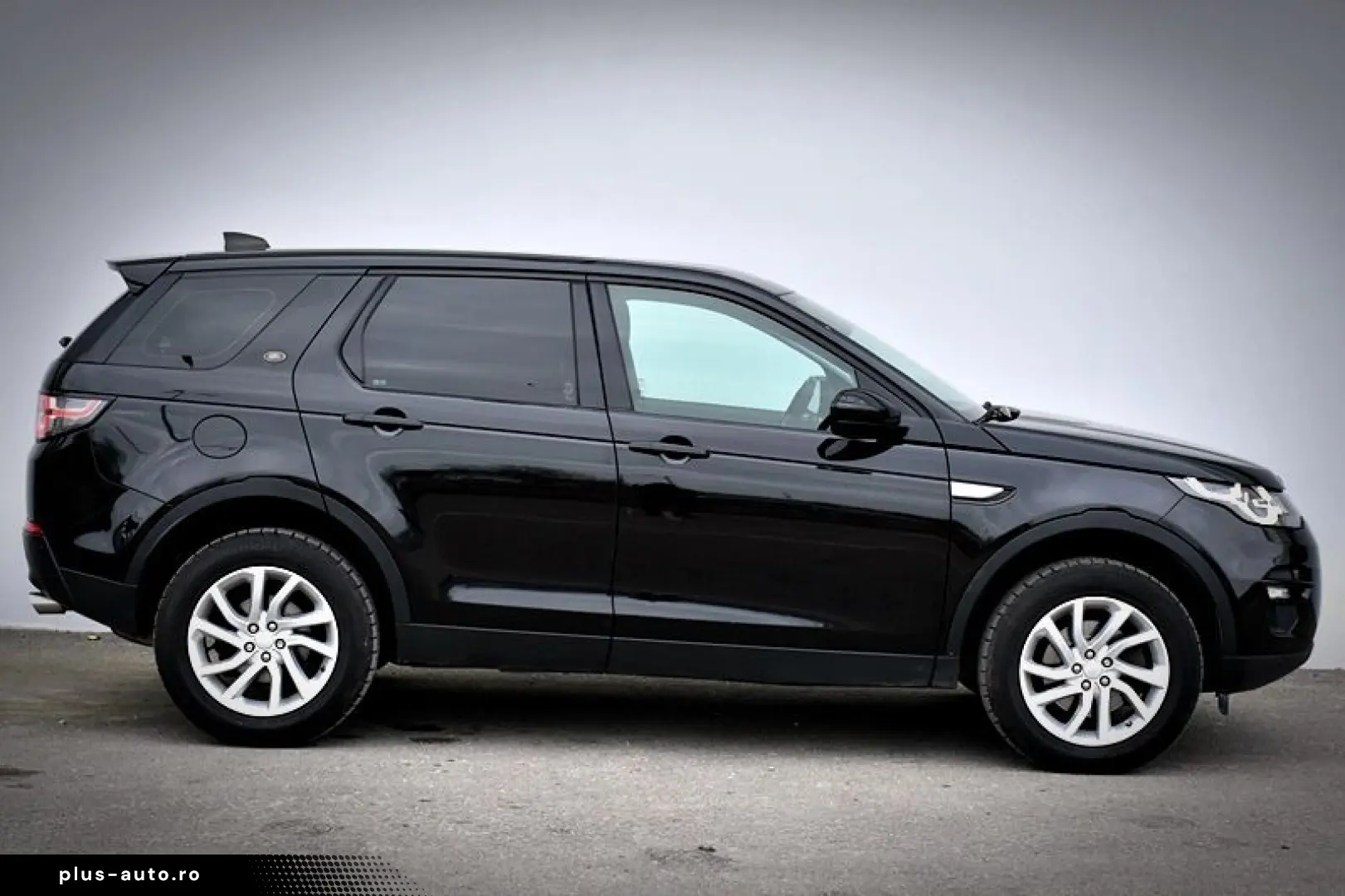 Land-Rover Discovery-Sport