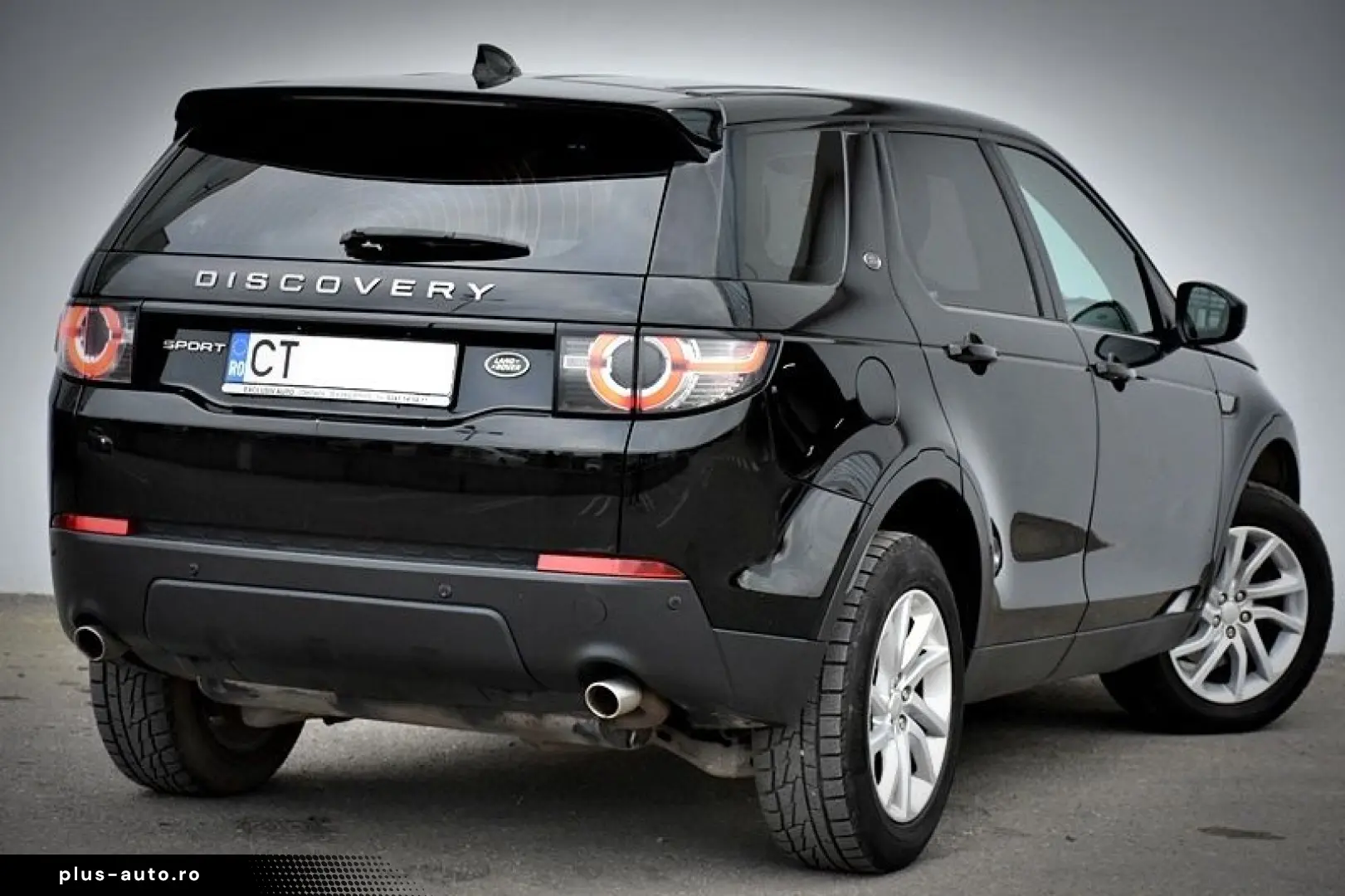 Land-Rover Discovery-Sport