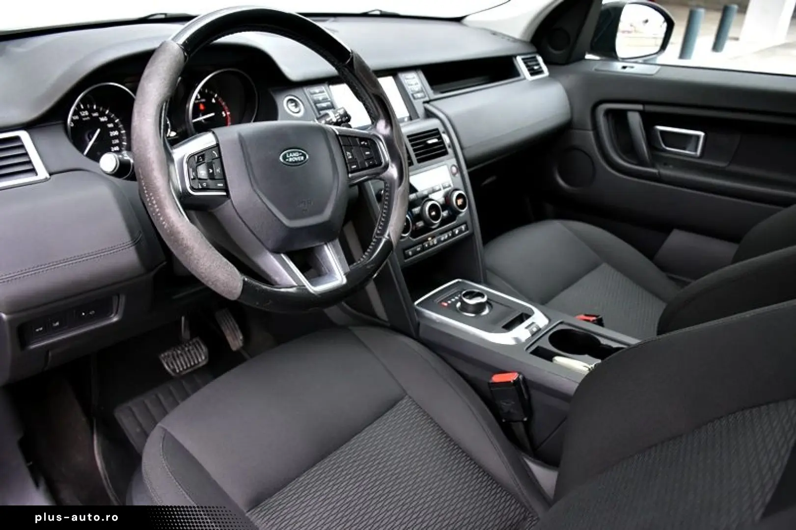 Land-Rover Discovery-Sport