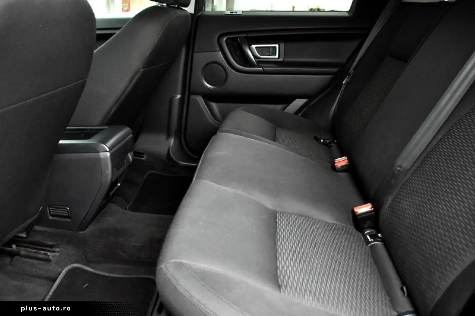 Land-Rover Discovery-Sport