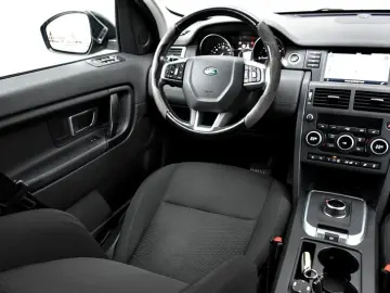 Land-Rover Discovery-Sport