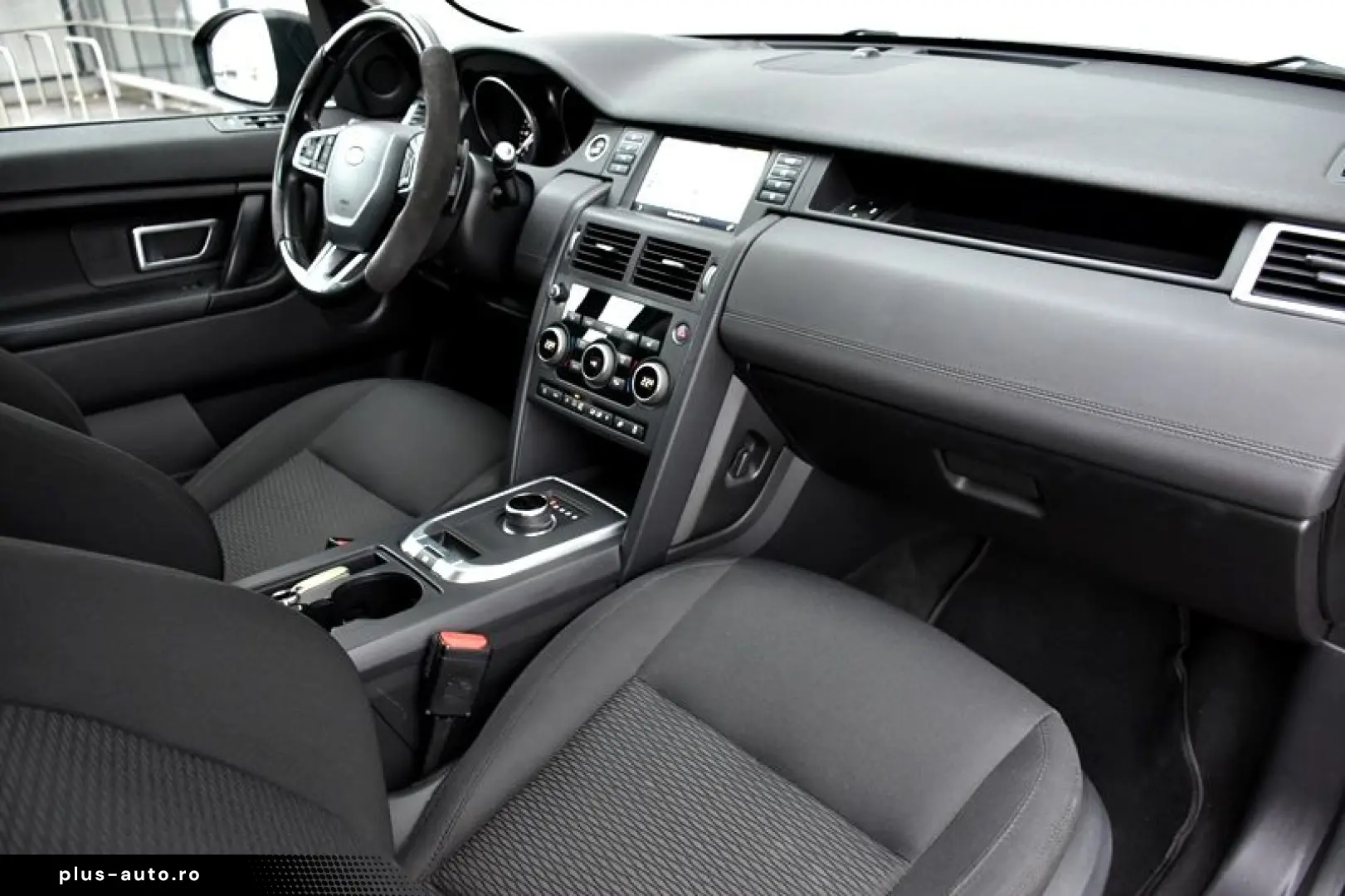 Land-Rover Discovery-Sport