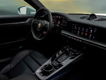 PORSCHE 911-992 CARRERA S COUPE   ABGAS CHRONO BOSE