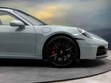 PORSCHE 911-992 CARRERA S COUPE   ABGAS CHRONO BOSE