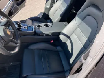 PORSCHE Panamera 4 Sport Turismo Platinum Edition Pl...