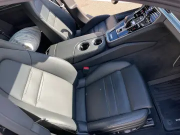 PORSCHE Panamera 4 Sport Turismo Platinum Edition Pl...